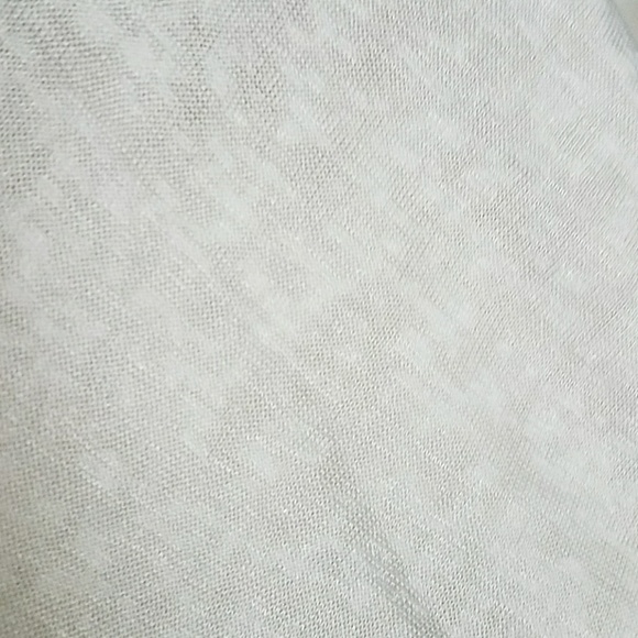 👍PLUS SIZE Ivory Top👍 - Picture 5 of 5